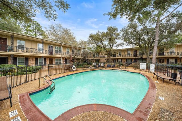 3224 Timmons Lane 135, Houston, TX 77027