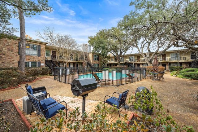 3224 Timmons Lane 135, Houston, TX 77027
