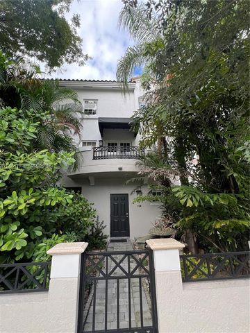261 Navarre Ave A-4, Coral Gables, FL 33134