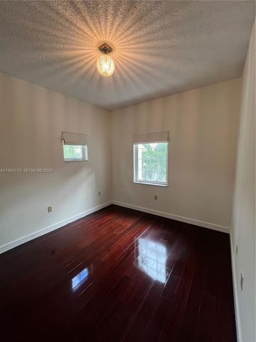 261 Navarre Ave A-4, Coral Gables, FL 33134