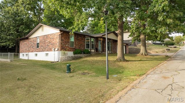 2031 San Angelo Drive, Arnold, MO 63010