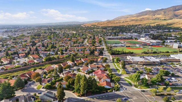 931 Hamilton Avenue, Milpitas, CA 95035