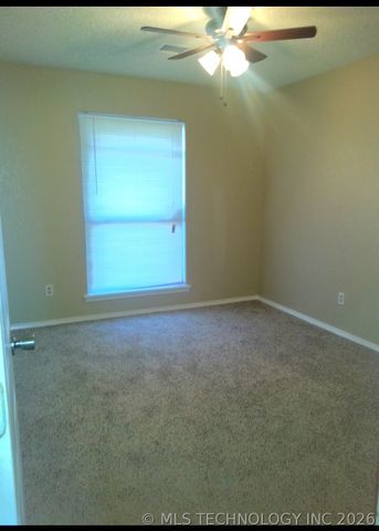 10630 E 113TH N Street North, Owasso, OK null