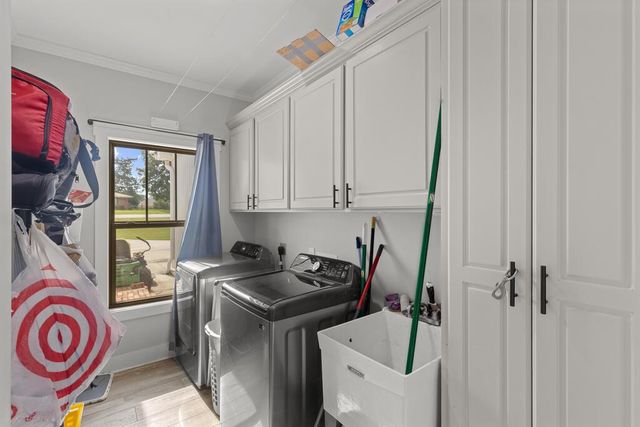 1625 National Road, Dothan, AL 36303