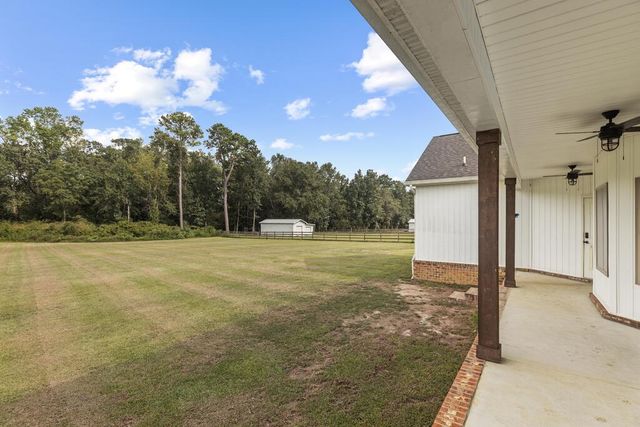 1625 National Road, Dothan, AL 36303