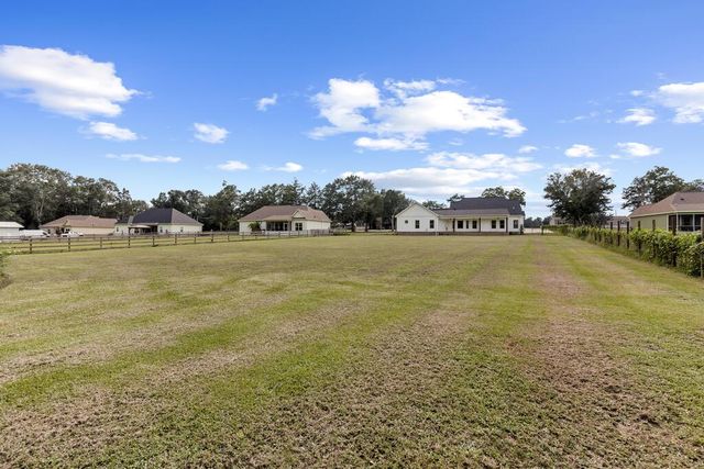 1625 National Road, Dothan, AL 36303