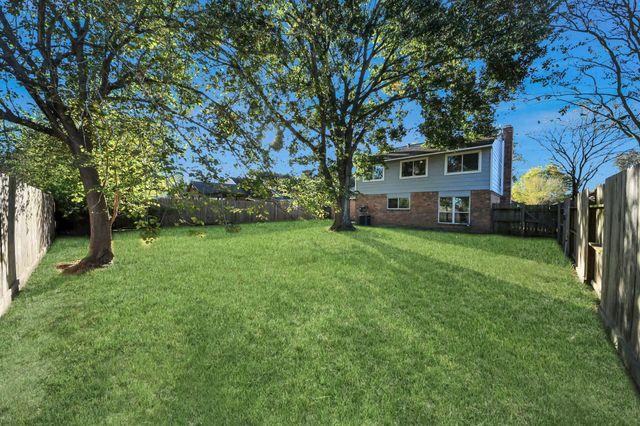 1806 Lacewing Lane, Houston, TX 77067