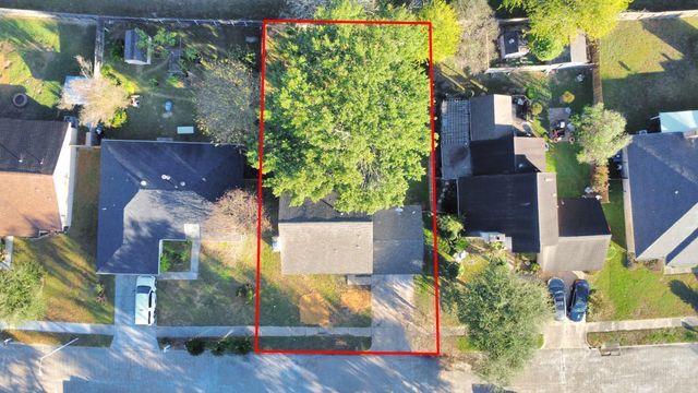 1806 Lacewing Lane, Houston, TX 77067