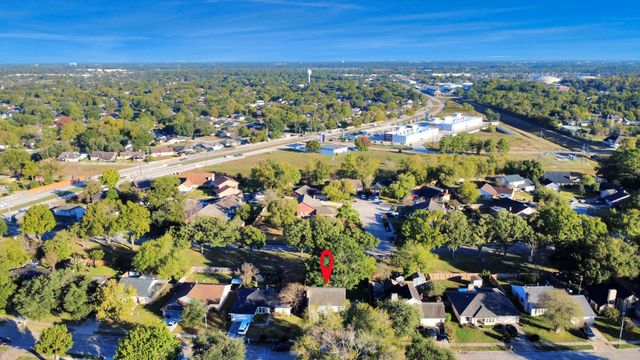 1806 Lacewing Lane, Houston, TX 77067