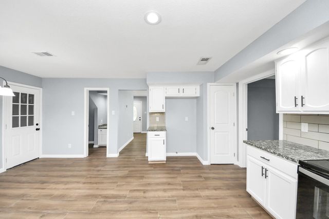 1806 Lacewing Lane, Houston, TX 77067