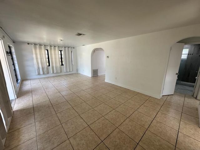 1424 SW 9th Street, Fort Lauderdale, FL 33312