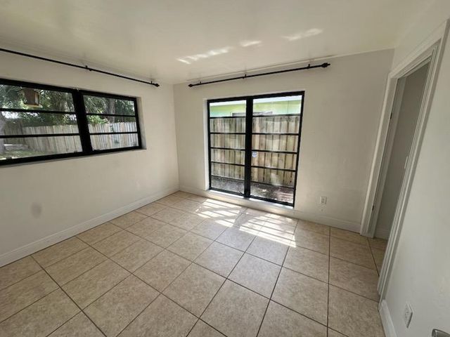 1424 SW 9th Street, Fort Lauderdale, FL 33312