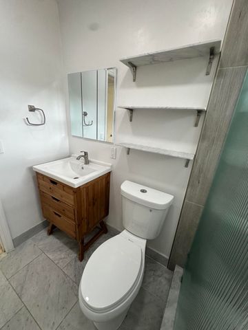 1424 SW 9th Street, Fort Lauderdale, FL 33312