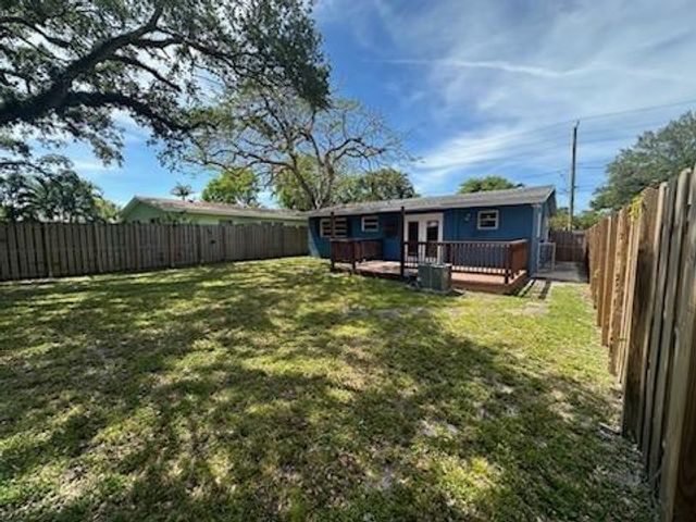 1424 SW 9th Street, Fort Lauderdale, FL 33312