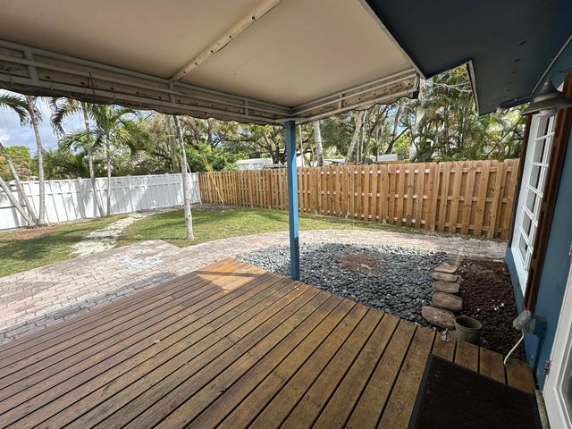 1424 SW 9th Street, Fort Lauderdale, FL 33312