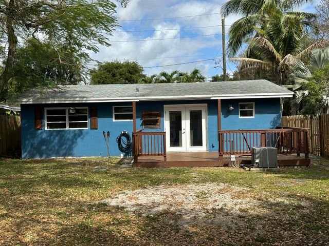 1424 SW 9th Street, Fort Lauderdale, FL 33312