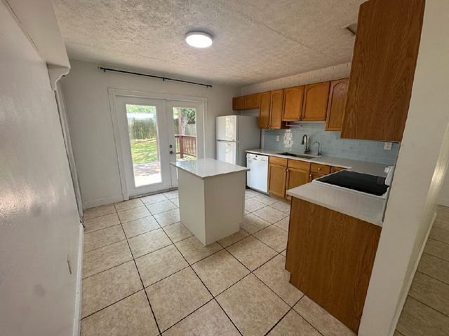 1424 SW 9th Street, Fort Lauderdale, FL 33312