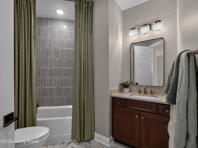 11717 Meadowstone Trail, Louisville, KY 40291