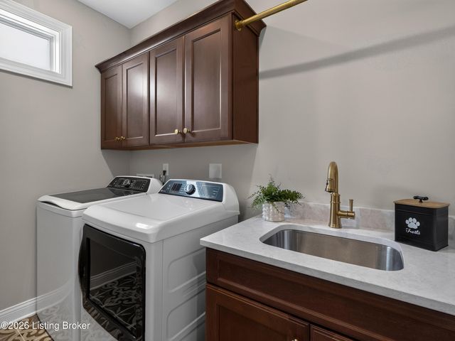 11717 Meadowstone Trail, Louisville, KY 40291
