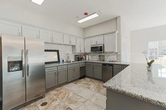 11111 W Montgomery Road 522, Houston, TX 77088