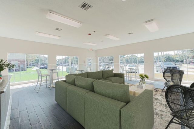 11111 W Montgomery Road 522, Houston, TX 77088