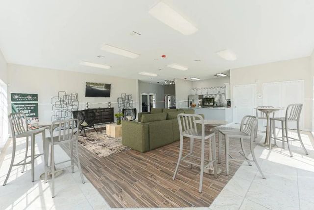 11111 W Montgomery Road 522, Houston, TX 77088
