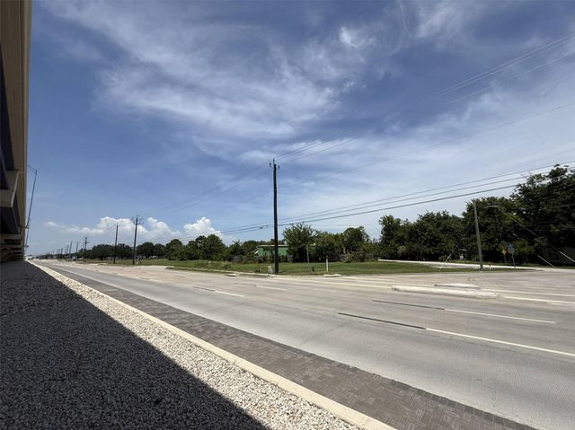 1400 Bayport Boulevard, Seabrook, TX 77586