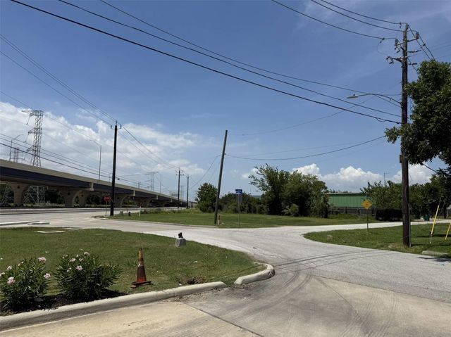 1400 Bayport Boulevard, Seabrook, TX 77586