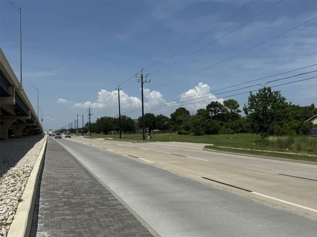 1400 Bayport Boulevard, Seabrook, TX 77586