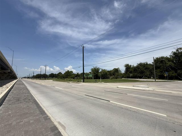 1400 Bayport Boulevard, Seabrook, TX 77586