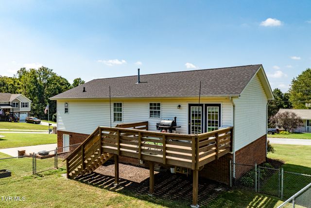 203 Falconview Drive, Church Hill, TN 37642