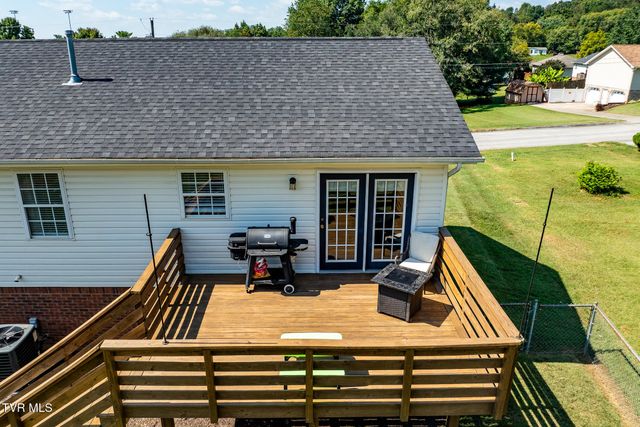 203 Falconview Drive, Church Hill, TN 37642