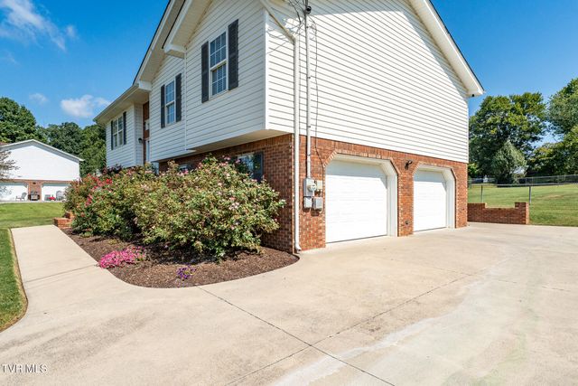 203 Falconview Drive, Church Hill, TN 37642