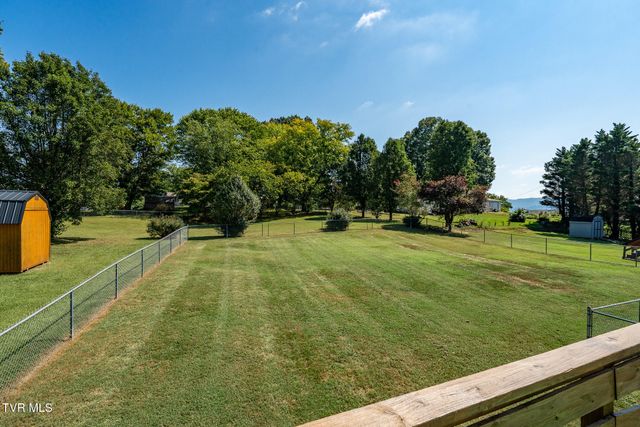 203 Falconview Drive, Church Hill, TN 37642