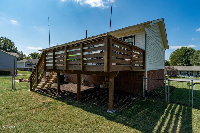 203 Falconview Drive, Church Hill, TN 37642