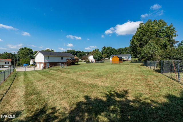 203 Falconview Drive, Church Hill, TN 37642