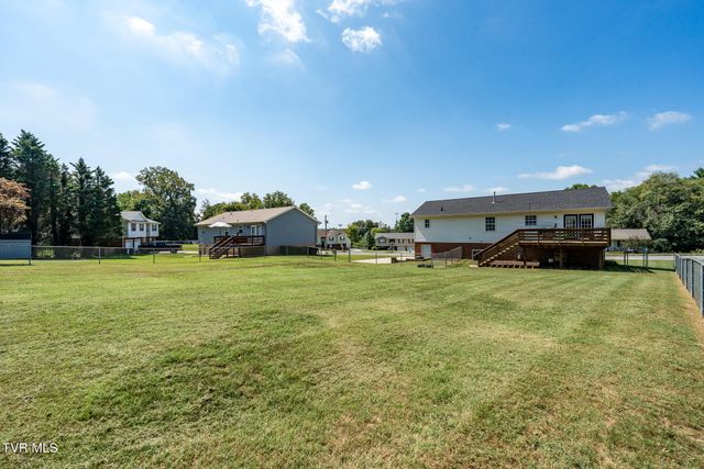 203 Falconview Drive, Church Hill, TN 37642