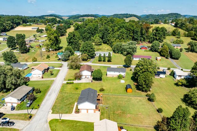 203 Falconview Drive, Church Hill, TN 37642