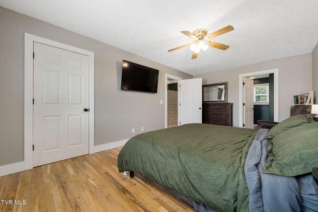 203 Falconview Drive, Church Hill, TN 37642