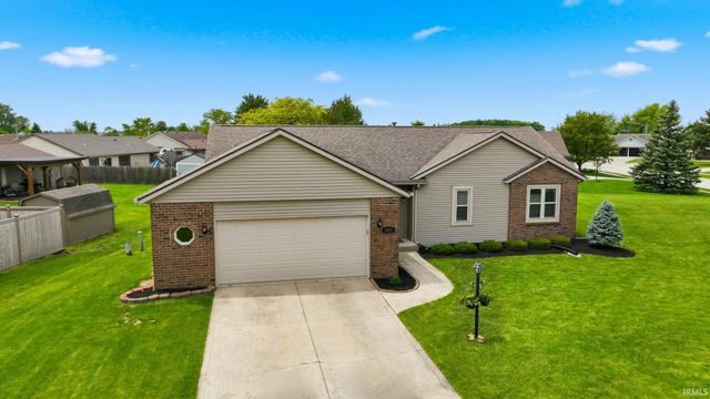 5021 Clovedale Drive, Woodburn, IN 46797