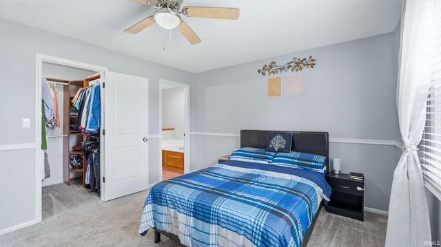 5021 Clovedale Drive, Woodburn, IN 46797