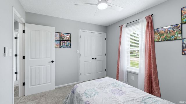 5021 Clovedale Drive, Woodburn, IN 46797