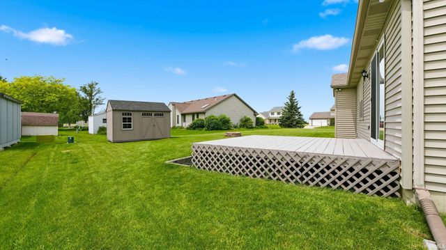 5021 Clovedale Drive, Woodburn, IN 46797