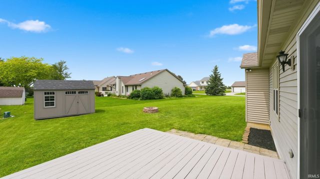5021 Clovedale Drive, Woodburn, IN 46797