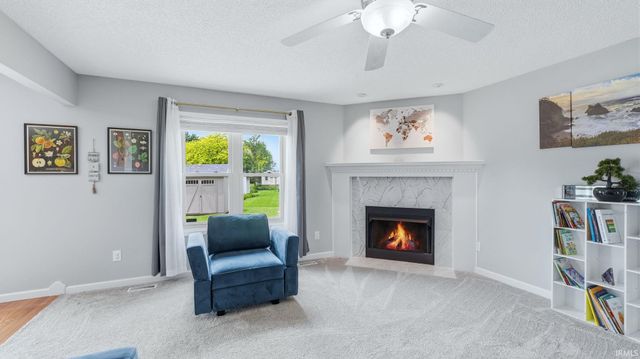 5021 Clovedale Drive, Woodburn, IN 46797