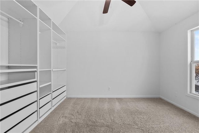 1409 SE Woodbine Drive, Blue Springs, MO 64014