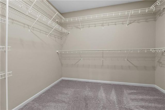 1409 SE Woodbine Drive, Blue Springs, MO 64014