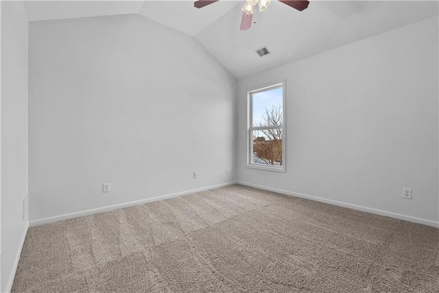 1409 SE Woodbine Drive, Blue Springs, MO 64014