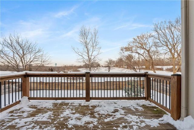 1409 SE Woodbine Drive, Blue Springs, MO 64014