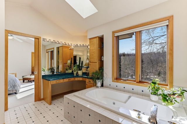 13037 Hialeah Path, Apple Valley, MN 55124